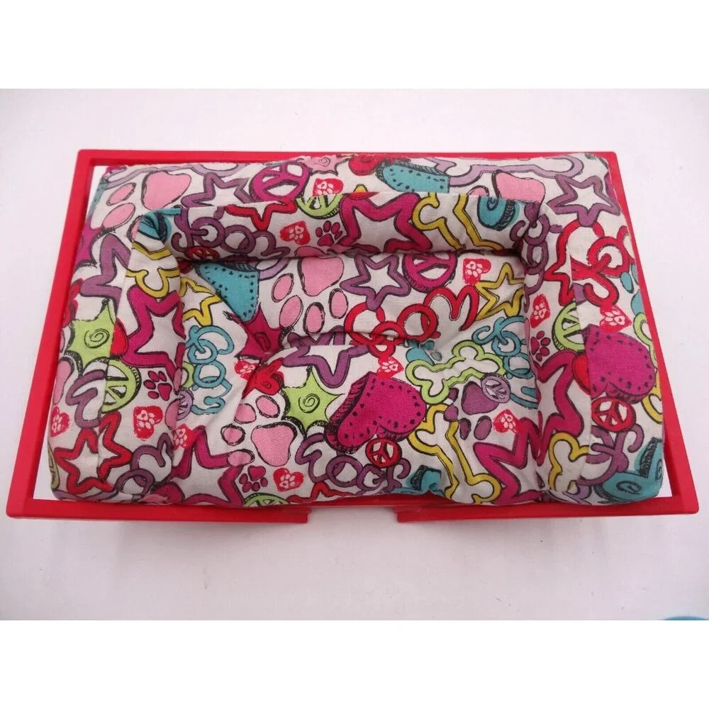 American Girl Doll Funky Pet Bed Truly Me Red Frame multi color‎ bed Cone Dish